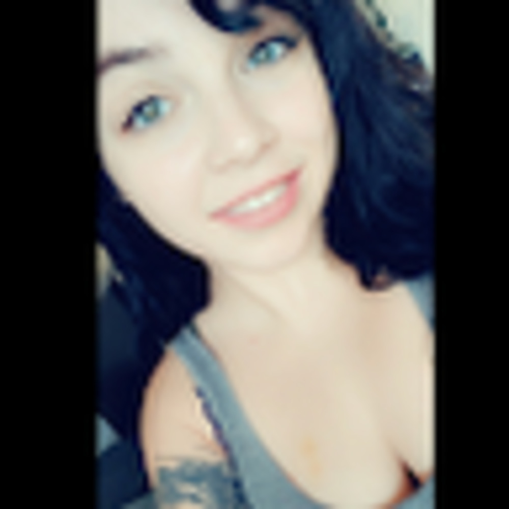 Meet your Posher, Ivy